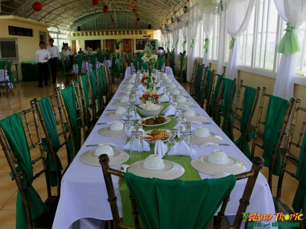 Island Tropic Hotel And Restaurant Аламинос Екстериор снимка
